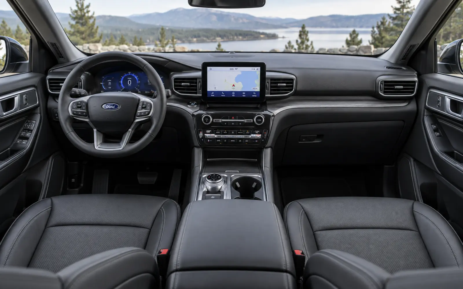 Ford Explorer Mk6 — interior
