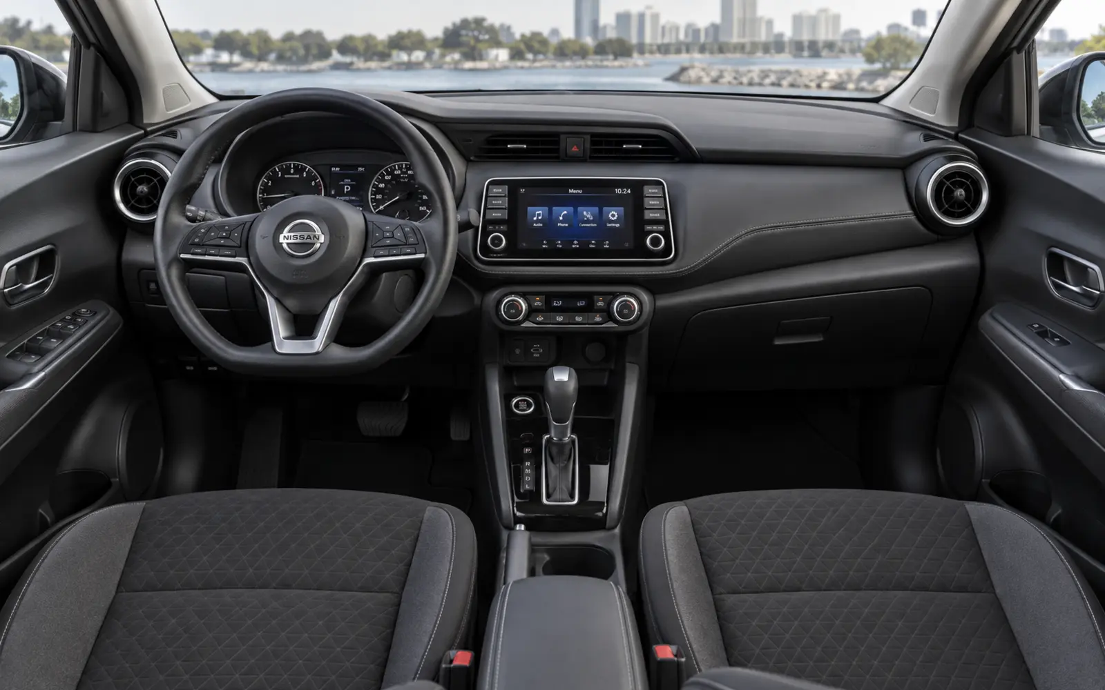 Nissan Kicks P15 — салон