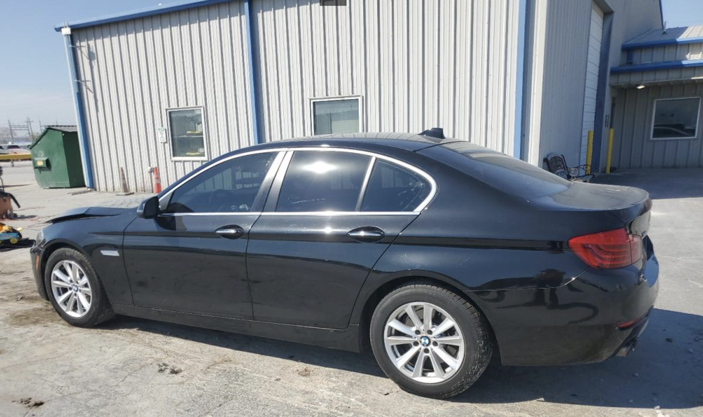 2016 BMW 5 Series, 528 XI, фото 2
