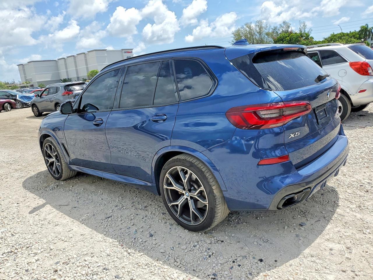 2021 BMW X5, Xdrive45E, фото 2