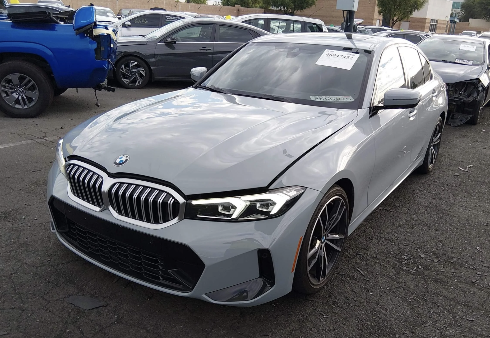 2024 BMW 3 Series 330i, фото 2