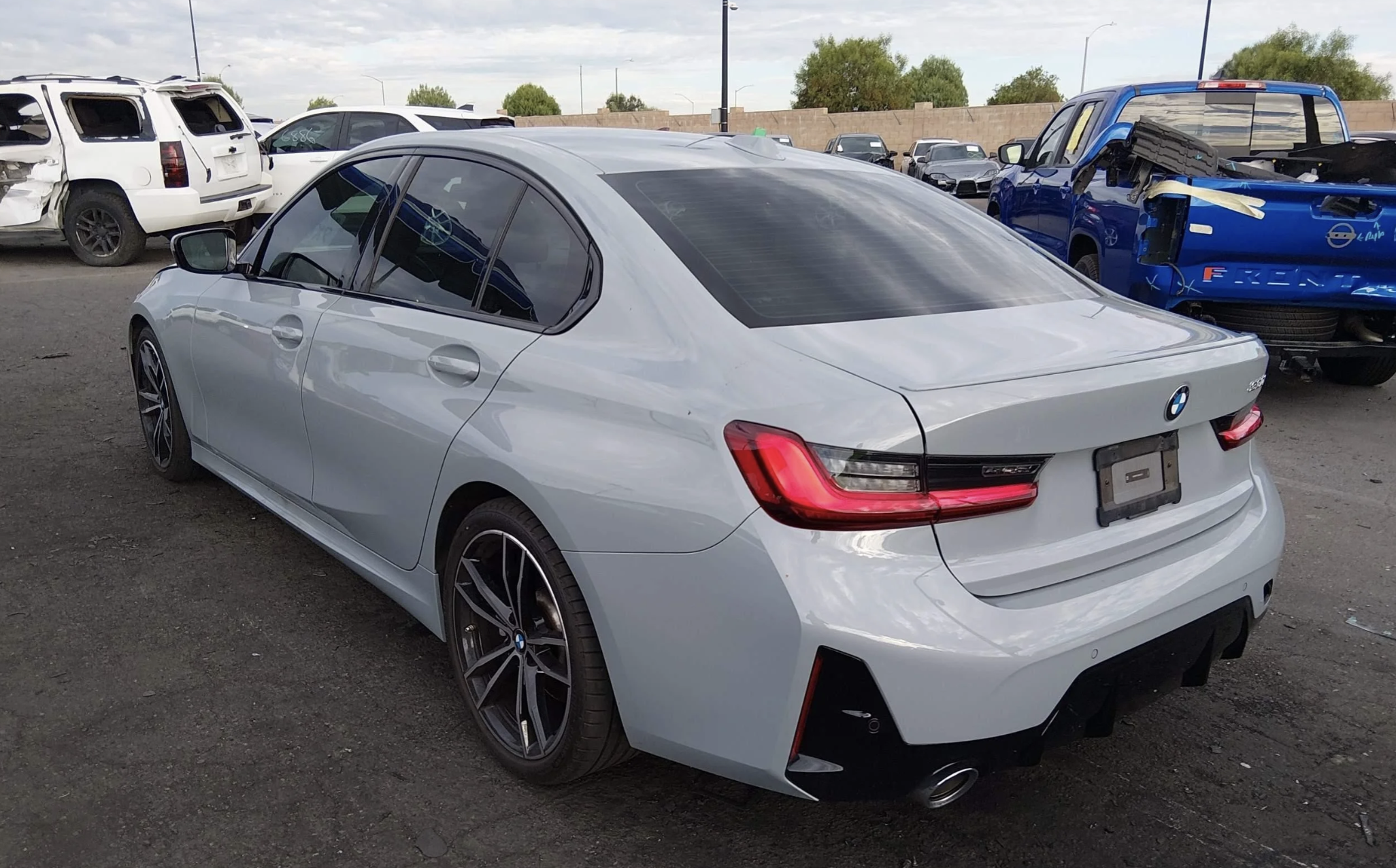 2024 BMW 3 Series 330i, фото 3