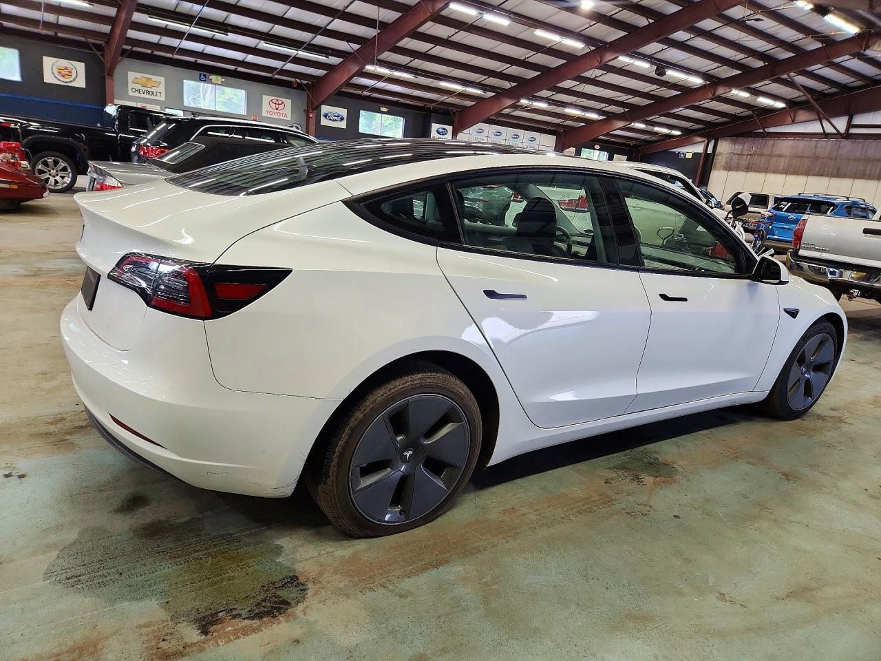 Tesla Model 3 2023, фото 4