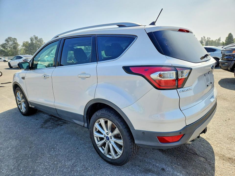 2018 Ford Escape, Titanium, фото 3