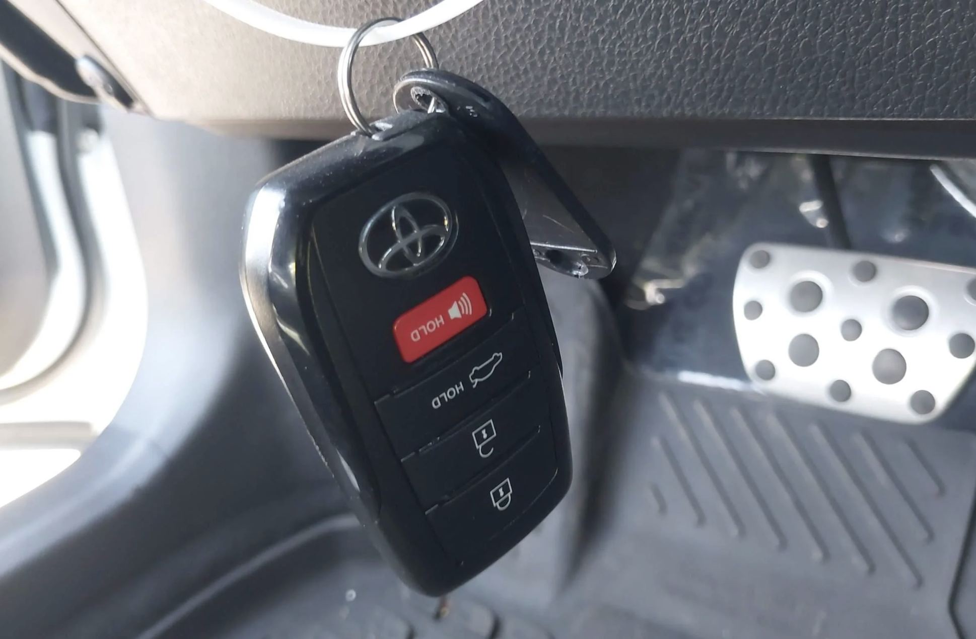 2025 Toyota Camry XSE, фото 10