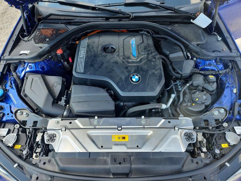 2020 BMW 3 Series 330e, фото 11