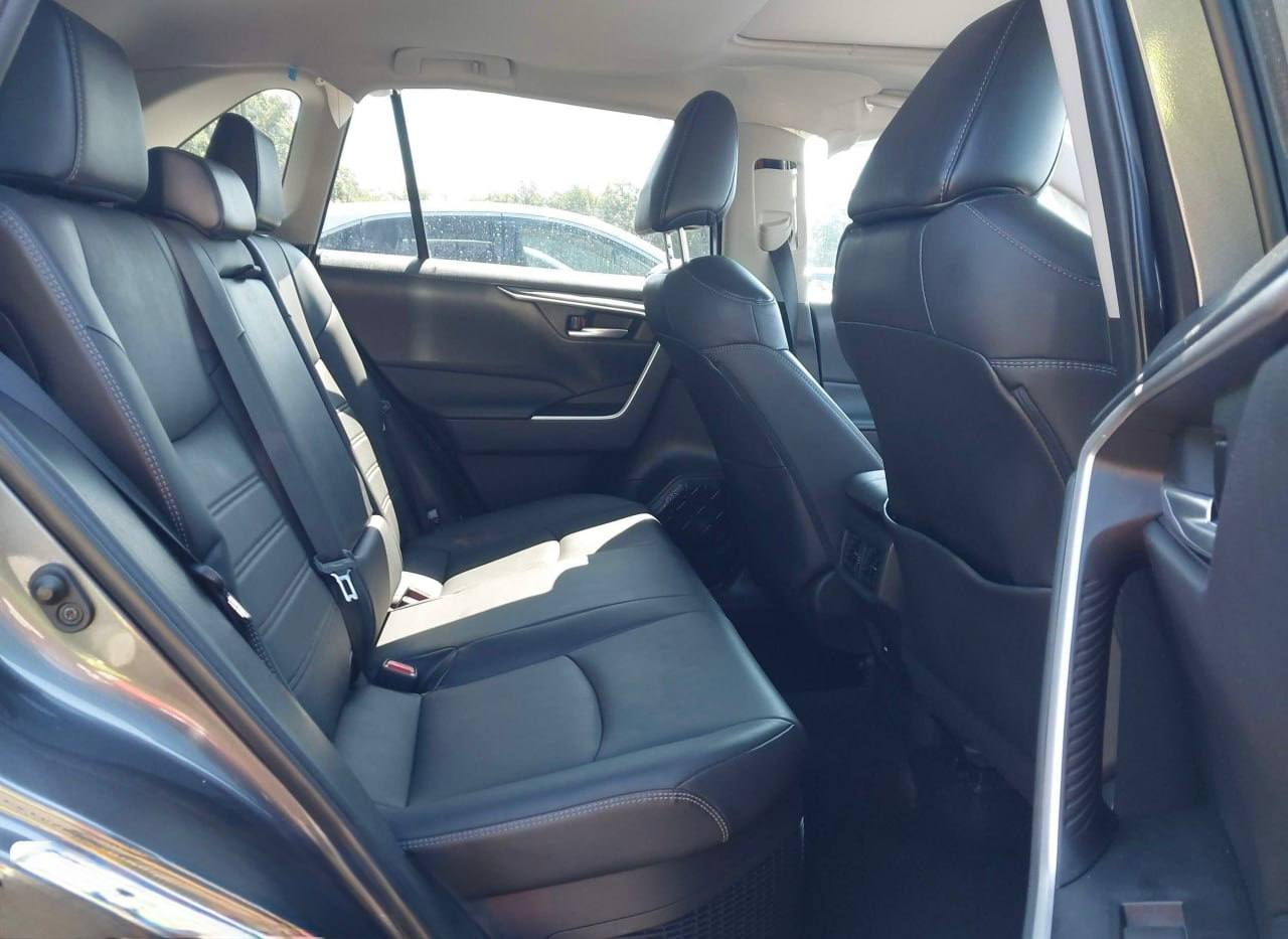 Toyota RAV 4 2021 Hybrid, фото 9
