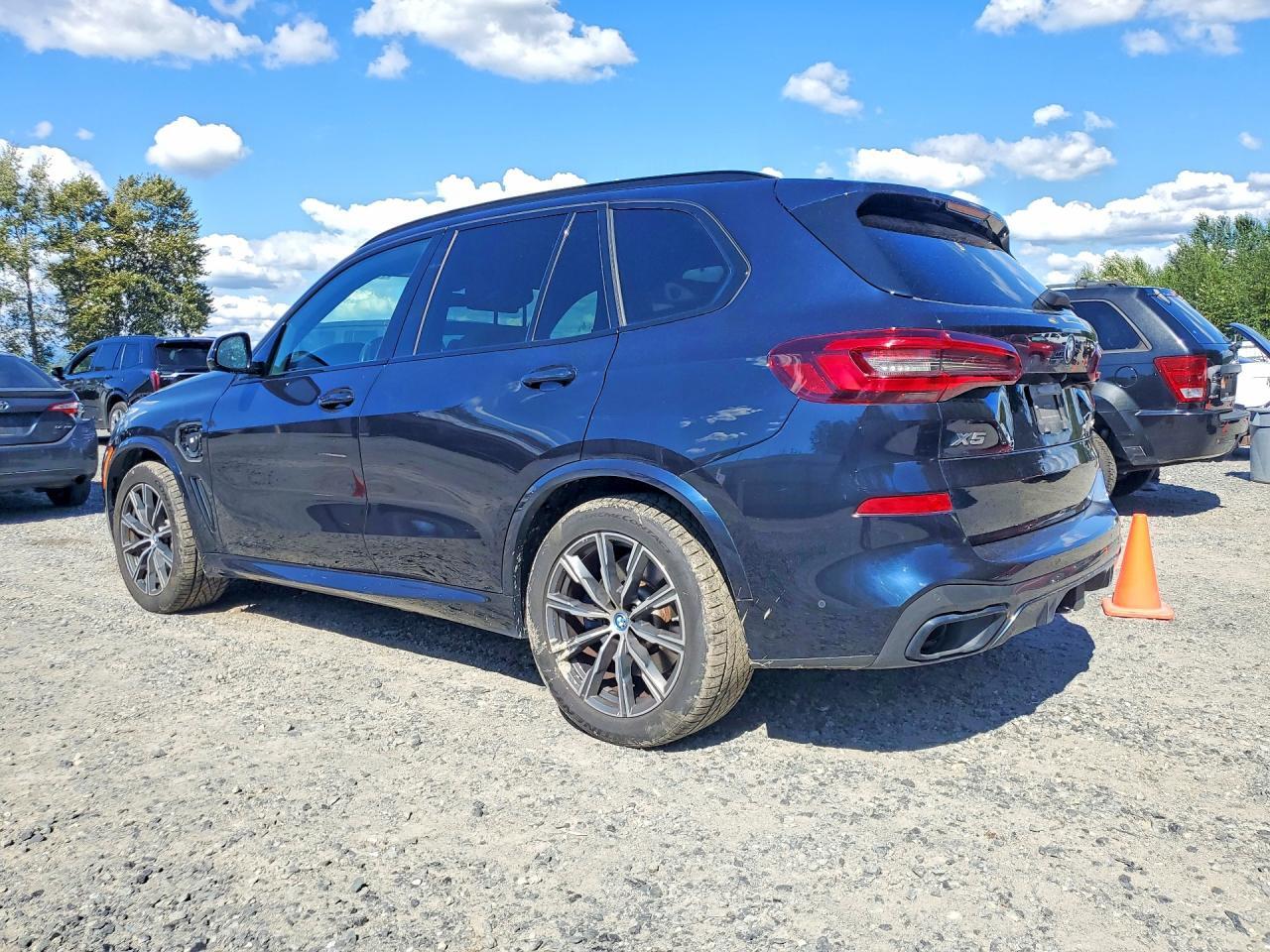 2022 BMW X5 XDRIVE45E, фото 2