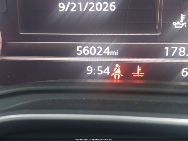 2018 Audi A4 Premium Plus • WAUENAF43JN019506 • DreamBid, фото 13