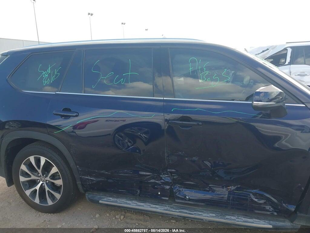 2025 Toyota Grand Highlander HYBRID LIMITED MAX, фото 13