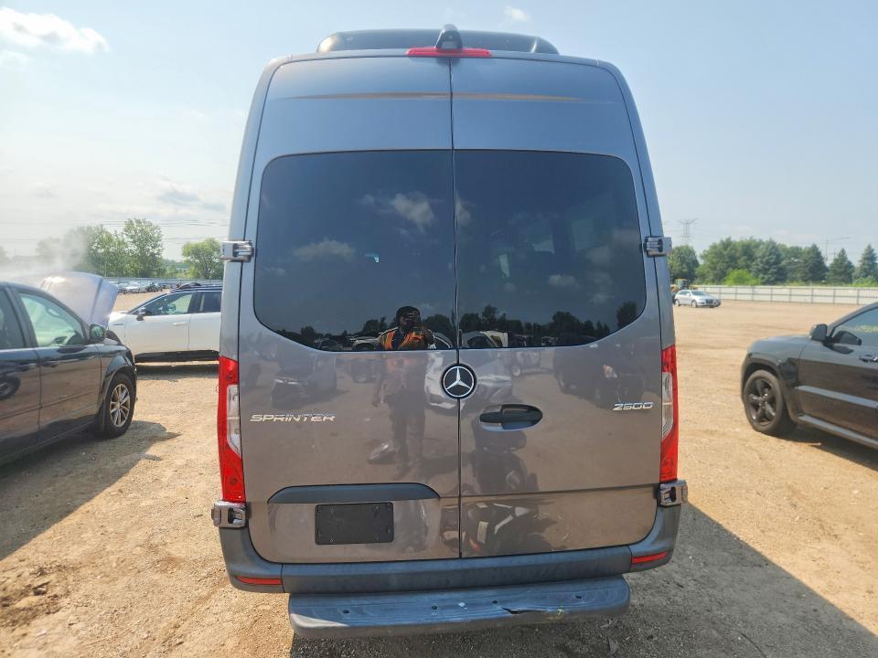 2019 Mercedes-Benz Sprinter 2500/3500, фото 6
