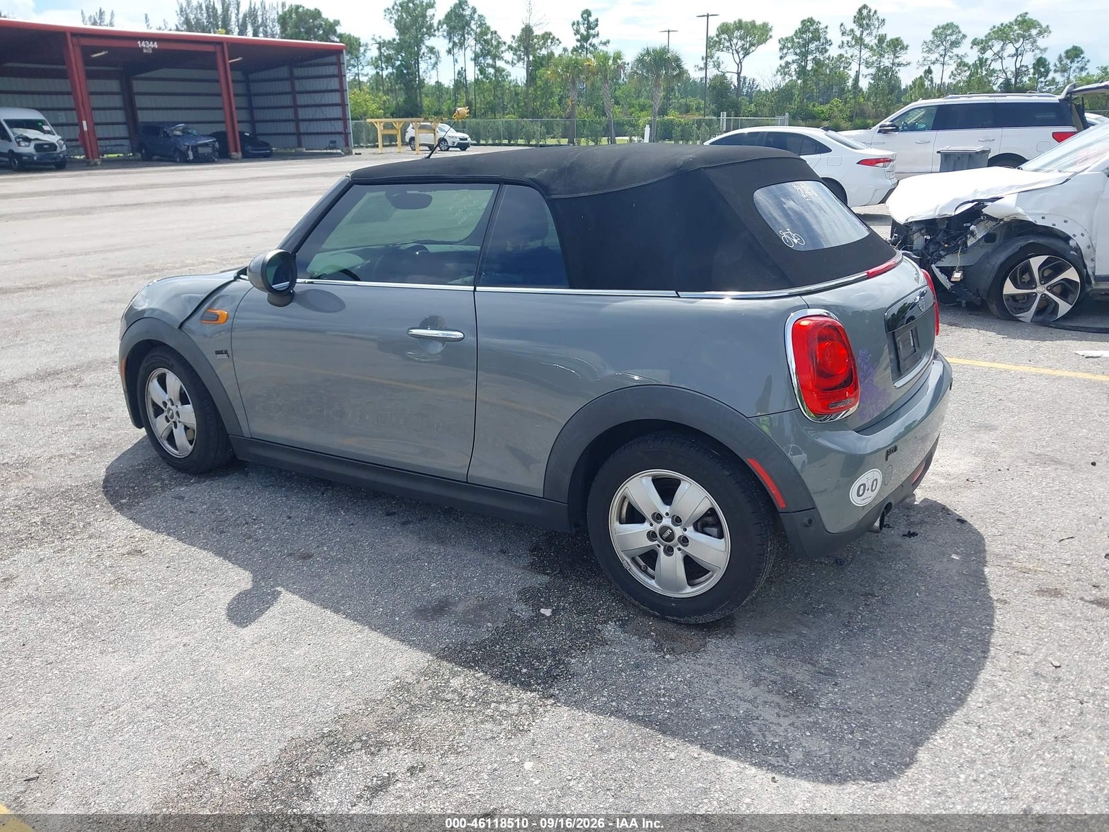 2019 MINI CONVERTIBLE COOPER, фото 3