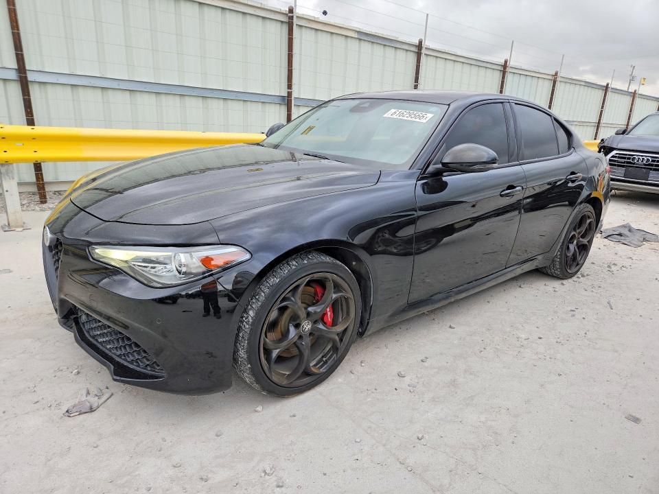 2019 Alfa Romeo Giulia TI, фото 1