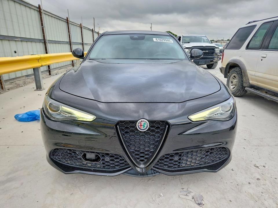 2019 Alfa Romeo Giulia TI, фото 5