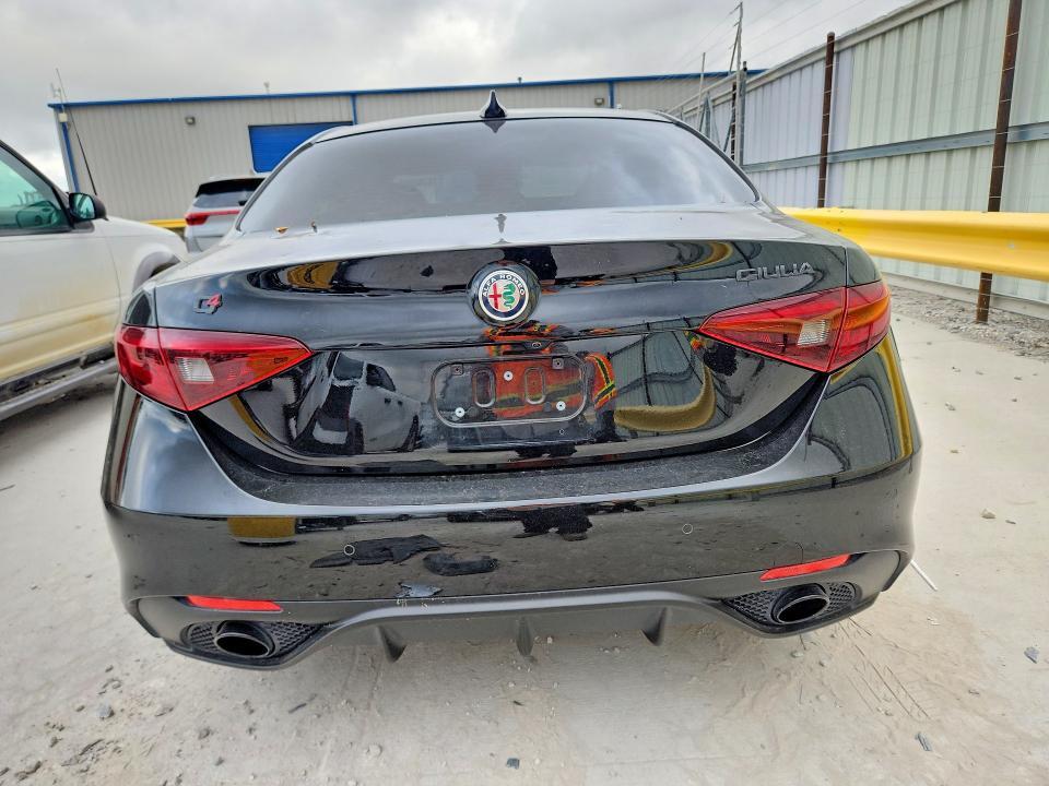 2019 Alfa Romeo Giulia TI, фото 6