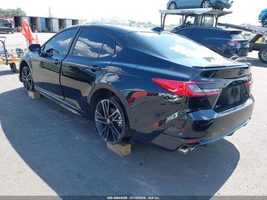 2026 Toyota Camry XSE, фото 3